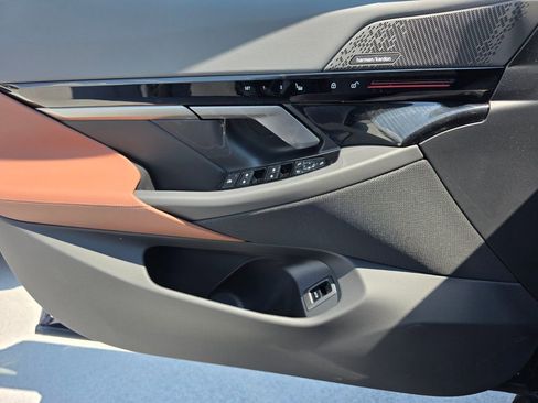 New 2026 BMW 530i RWD image 16