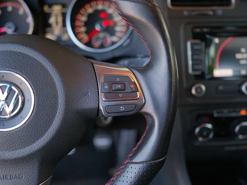 Used 2011 Volkswagen GTI 4-Door FWD image 19