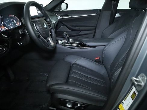 Used 2023 BMW 530i xDrive w/ Premium Package AWD/4WD image 19