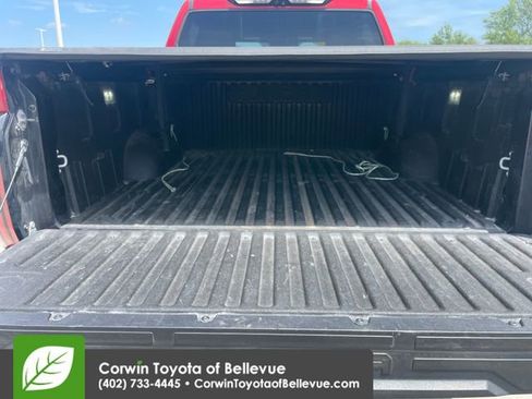 Used 2023 Toyota Tundra Platinum AWD/4WD image 29