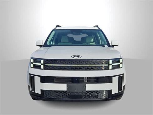 Certified 2025 Hyundai Santa Fe Calligraphy image 3