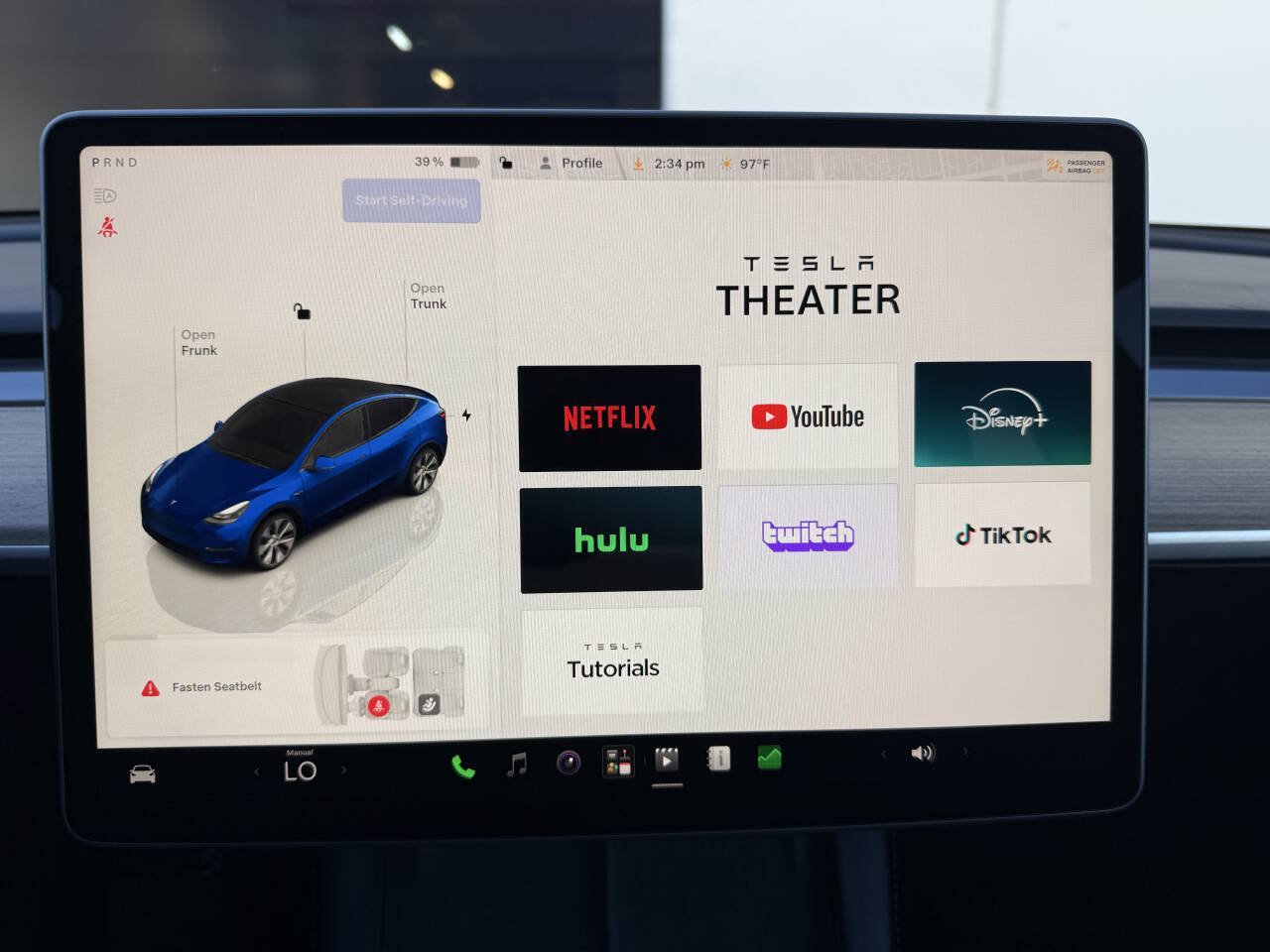 Used 2023 Tesla Model Y Long Range AWD/4WD image 18