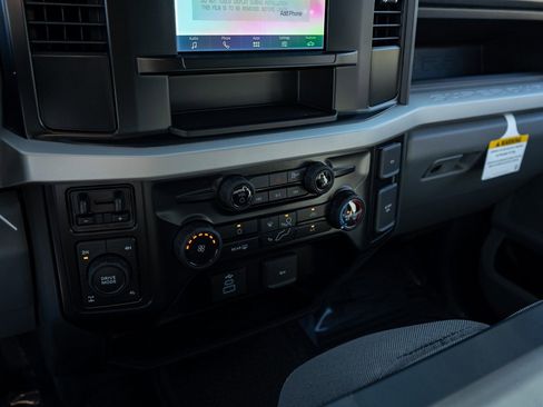 New 2026 Ford F350 XL w/ FX4 Off-Road Package AWD/4WD image 25