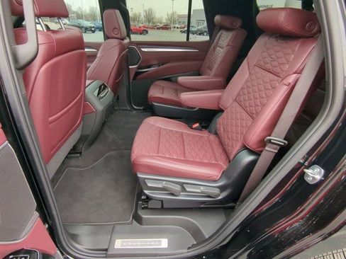 Used 2025 Cadillac Escalade Premium Luxury w/ Touring Package image 16