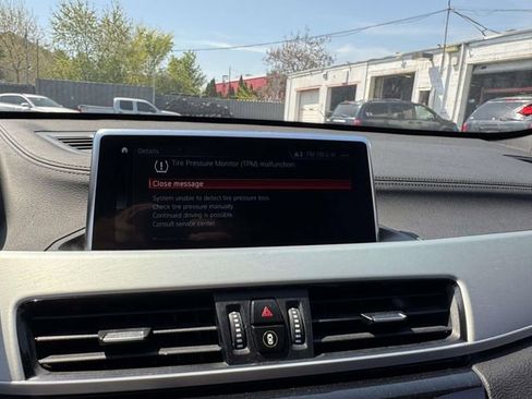 Used 2021 BMW X1 xDrive28i w/ Convenience Package AWD/4WD image 31