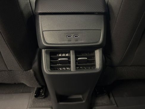 New 2026 Chevrolet Equinox LT w/ Midnight Edition AWD/4WD image 19