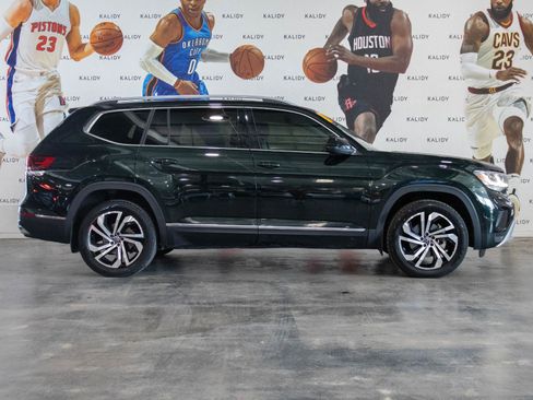 Used 2021 Volkswagen Atlas SEL Premium image 19