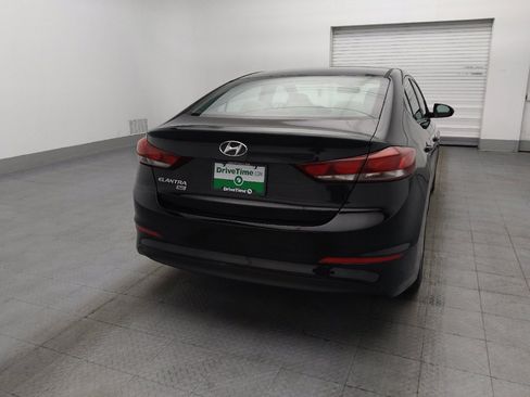 Used 2018 Hyundai Elantra SE FWD image 7
