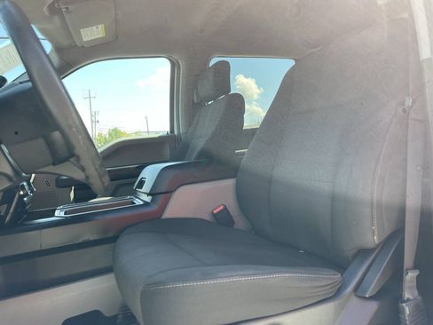 Used 2017 Ford F150 XL w/ Equipment Group 101A Mid RWD image 10