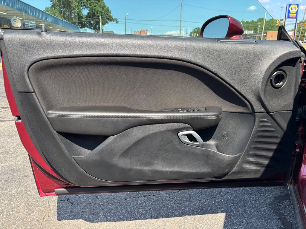 Used 2018 Dodge Challenger SXT RWD image 17