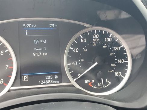 Used 2019 Nissan Sentra SV image 25