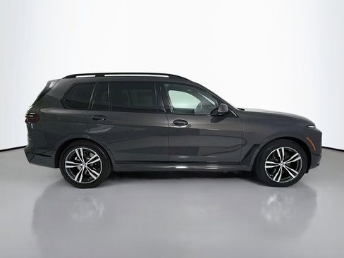Used 2023 BMW X7 xDrive40i w/ M Sport Package AWD/4WD image 8