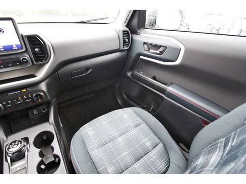 Certified 2024 Ford Bronco Sport Heritage w/ Heritage Convenience Package AWD/4WD image 13