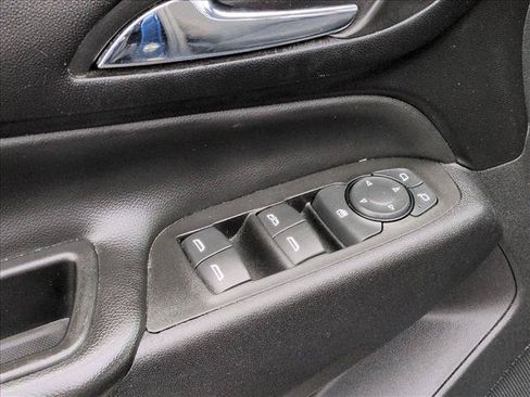 Certified 2022 Chevrolet Equinox LT FWD image 12