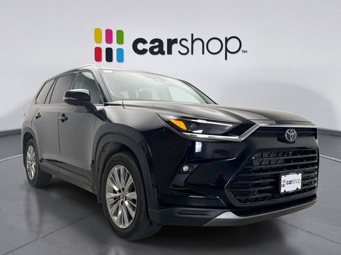 Used 2024 Toyota Grand Highlander AWD image 7