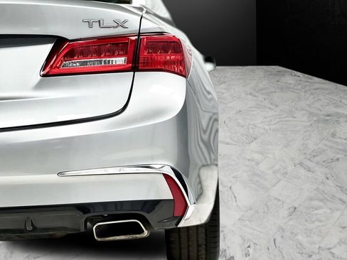 Used 2020 Acura TLX w/ Technology Package FWD image 14