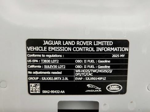 Used 2025 Land Rover Range Rover Velar Dynamic SE AWD/4WD image 75