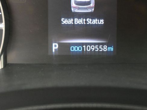 Certified 2021 Toyota Highlander LE image 20