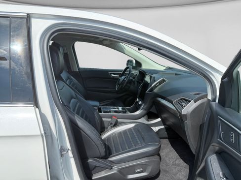 Used 2022 Ford Edge SEL w/ Convenience Package AWD/4WD image 20