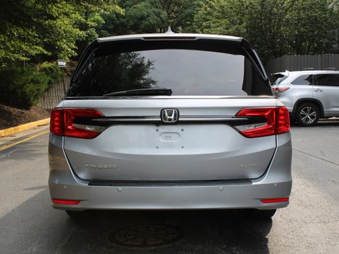 Used 2021 Honda Odyssey Elite image 5