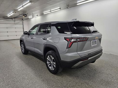 Used 2025 Chevrolet Equinox LT FWD image 6