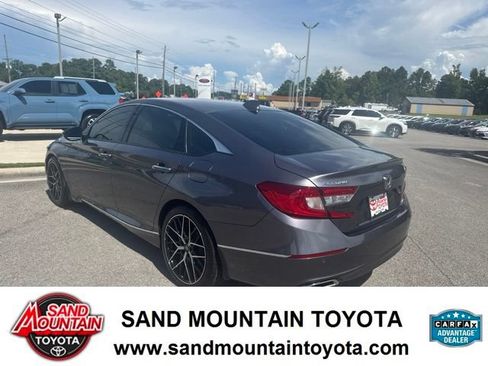 Used 2022 Honda Accord Touring image 5