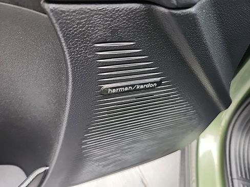 Used 2022 Dodge Challenger SRT Hellcat image 29