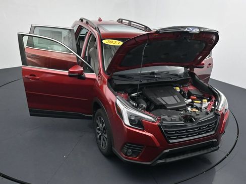 Used 2023 Subaru Forester Limited w/ Popular Package #2 AWD/4WD image 39