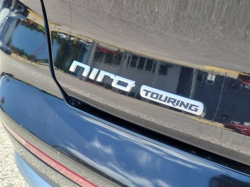 Used 2019 Kia Niro Touring FWD image 8