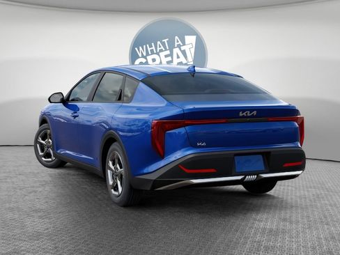 New 2026 Kia K4 FWD image 4