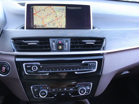 Used 2017 BMW X1 xDrive28i image 16