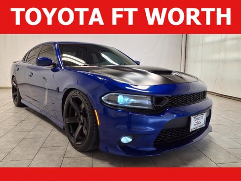 Used 2019 Dodge Charger Scat Pack image 1