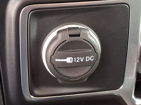 Used 2022 Jeep Wrangler Unlimited Sport image 25