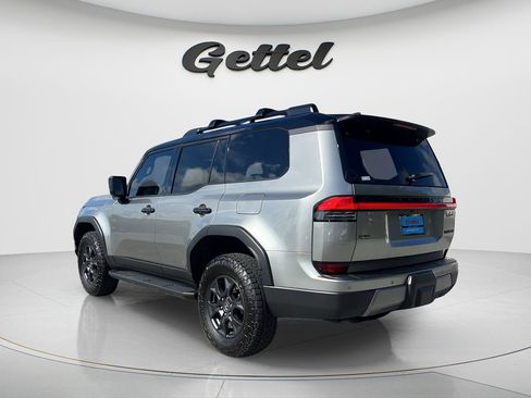 Used 2024 Lexus GX 550 AWD/4WD image 6
