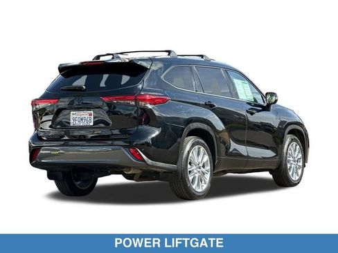 Used 2023 Toyota Highlander Limited AWD/4WD image 5