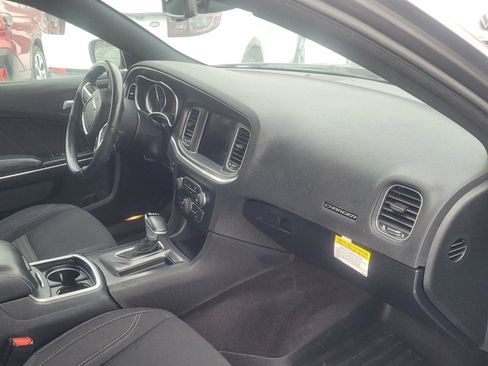 Used 2018 Dodge Charger GT image 23