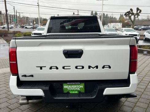 New 2026 Toyota Tacoma SR5 AWD/4WD image 4