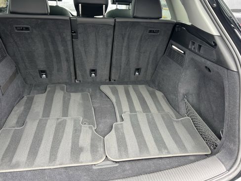 Used 2021 Audi Q5 Premium Plus w/ Premium Plus Package image 38