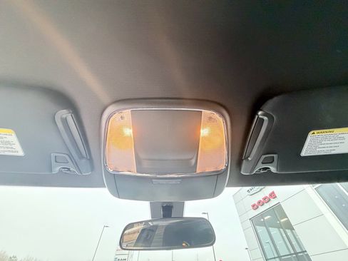 Used 2023 Dodge Charger SXT image 15