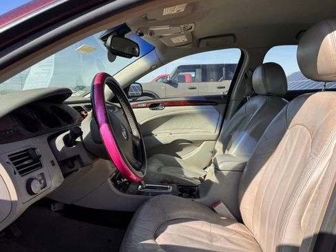 Used 2007 Buick Lucerne CXL image 6