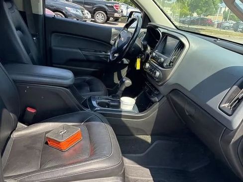 Used 2018 Chevrolet Colorado Z71 AWD/4WD image 18