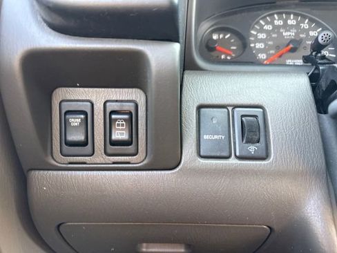 Used 2000 Nissan Xterra XE AWD/4WD image 31
