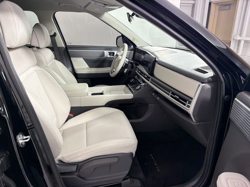 Used 2025 Hyundai Santa Fe SEL FWD image 23
