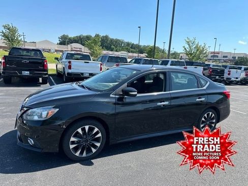 Used 2019 Nissan Sentra SR FWD image 1