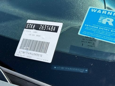Used 2012 Toyota Camry LE FWD image 32