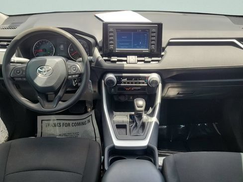 Certified 2020 Toyota RAV4 LE FWD image 10