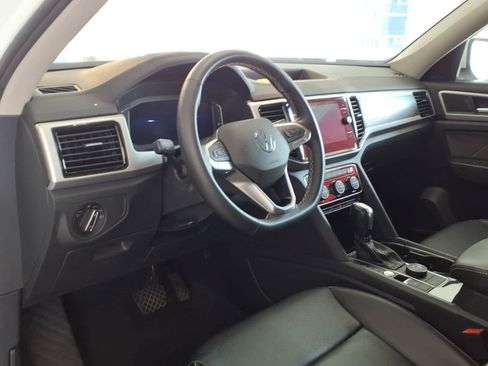 Used 2023 Volkswagen Atlas SE w/ Panoramic Sunroof Package AWD/4WD image 9