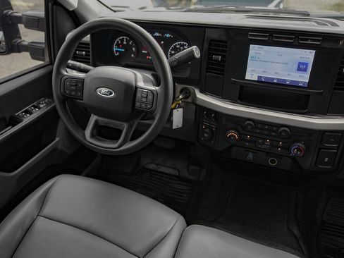 Used 2024 Ford F350 XL AWD/4WD image 15