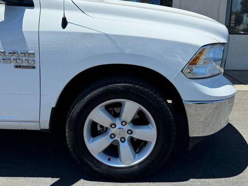 Used 2024 RAM 1500 Classic SLT AWD/4WD image 2