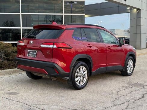 Used 2022 Toyota Corolla Cross LE w/ Moonroof Package image 3